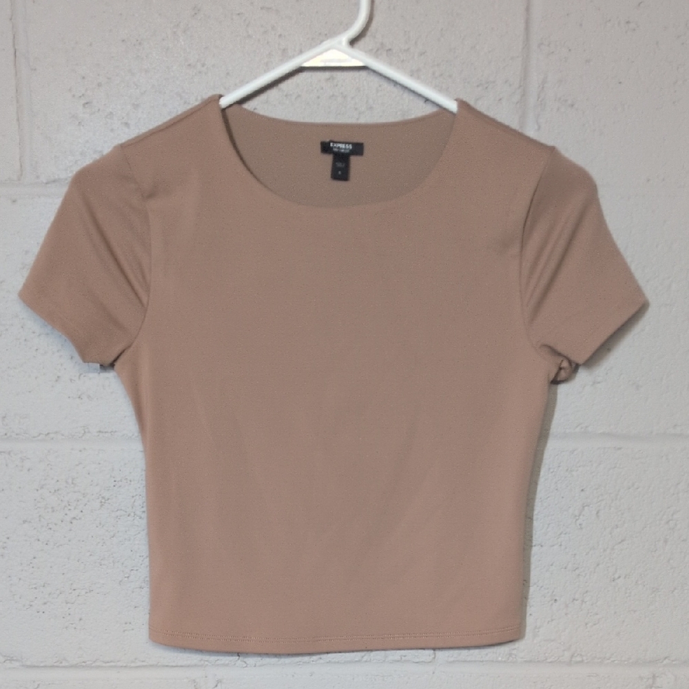 Express Tan Body Contour Fitted Babydoll Tee Size Small, NWOT